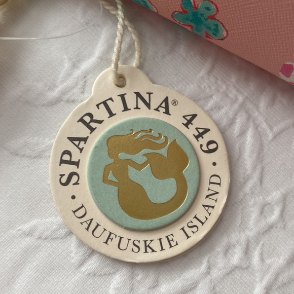 - NEW RETREAT WRIST WALLET FLAMINGO FLORAL - Picture 2 of 5